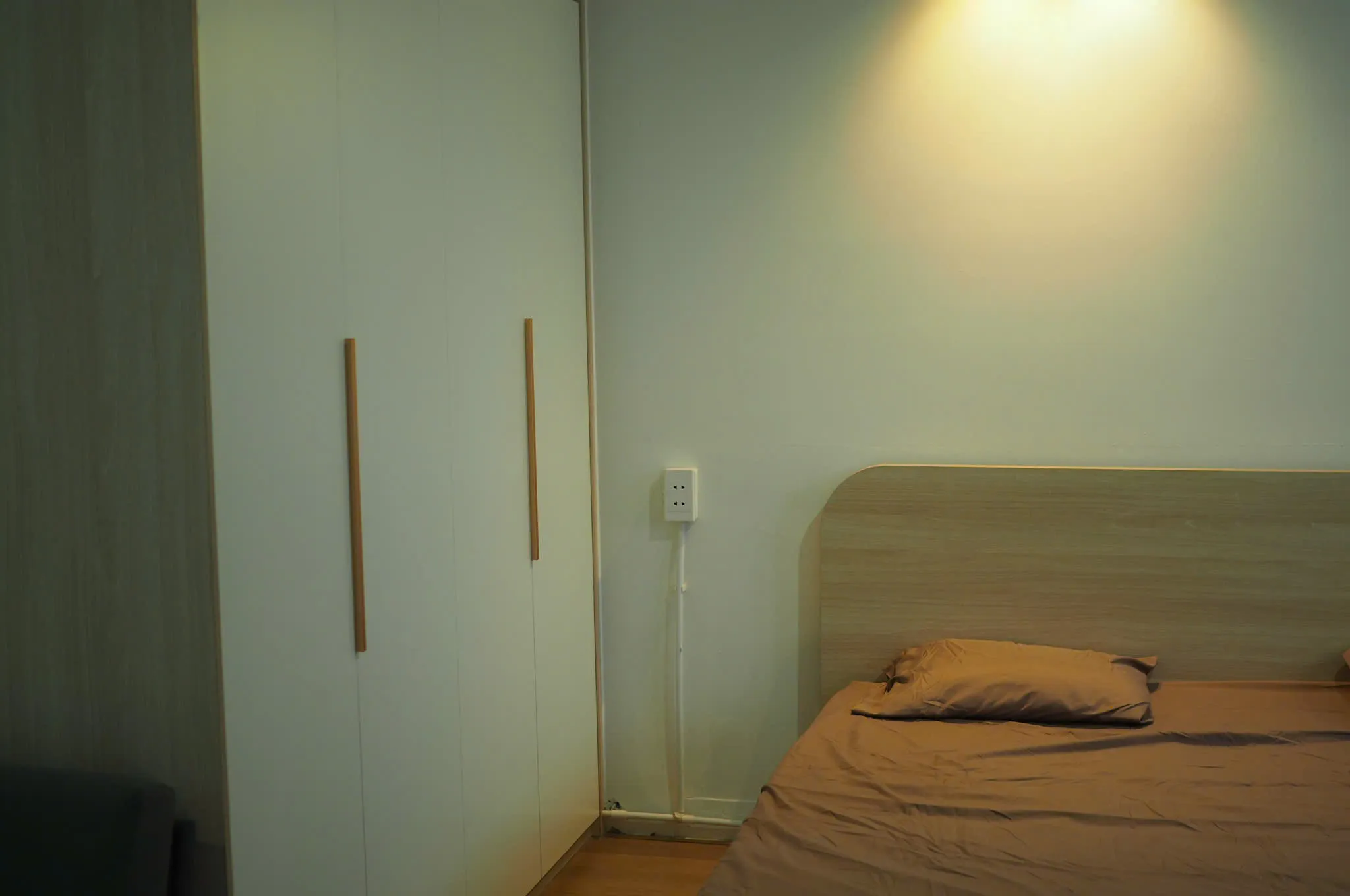 Corner of the studio bedroom